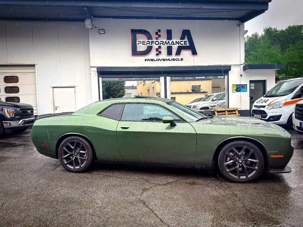 Dodge Challenger 5.7 R/T BT*LED*SCHIEBEDACH*GARANTIE* 10/2022-photo-3