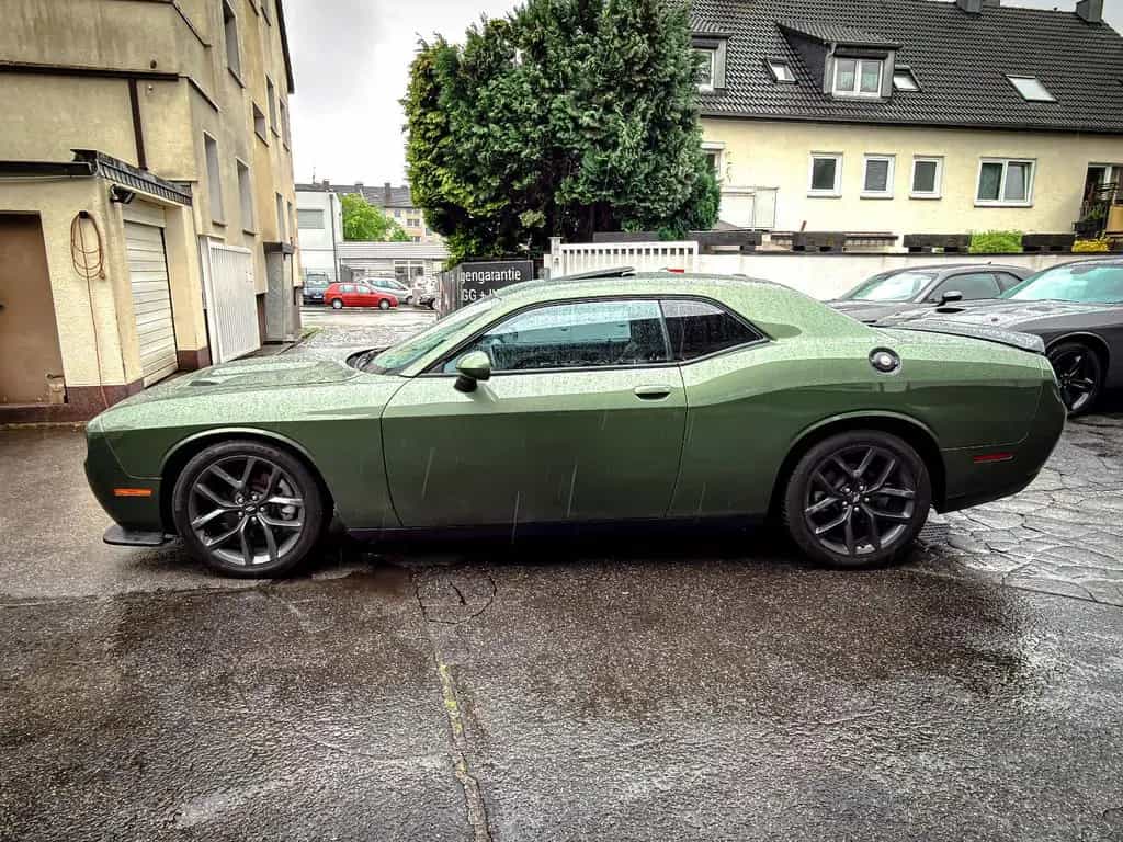 Dodge Challenger 5.7 R/T BT*LED*SCHIEBEDACH*GARANTIE* 10/2022-photo-7