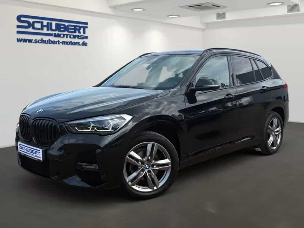 BMW X1 sDrive18d AUTOMATIK M SPORT HUD LED SHZ AHK N 01/2021-photo-0