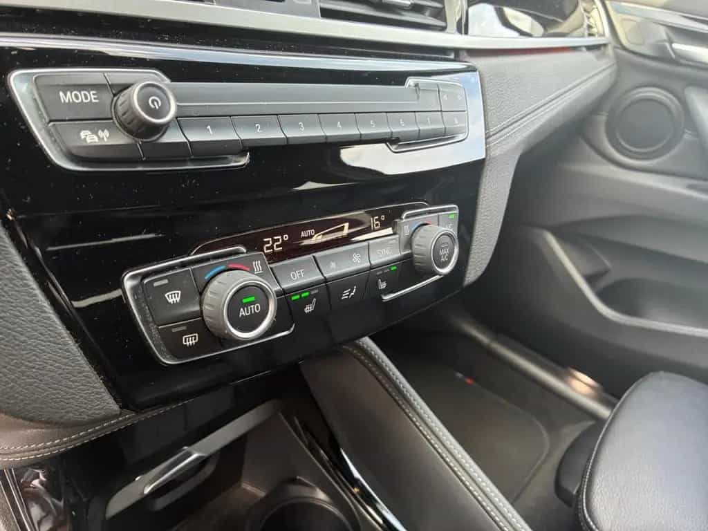BMW X1 sDrive18d AUTOMATIK M SPORT HUD LED SHZ AHK N 01/2021-photo-14
