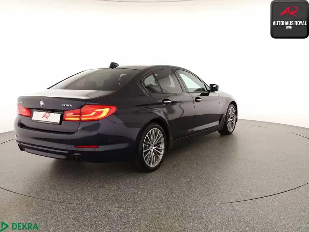 BMW 5 Series 530 i xDrive SPORT LINE SHADOW KEYLESS,HEADUP,SH 02/2019-photo-4
