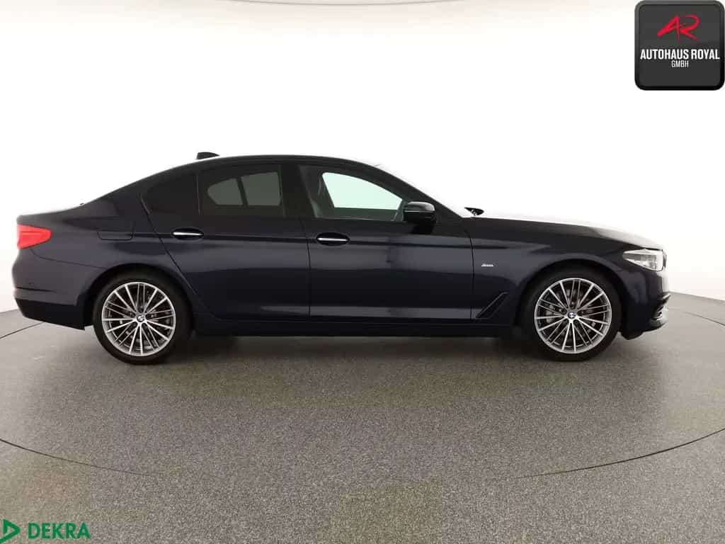 BMW 5 Series 530 i xDrive SPORT LINE SHADOW KEYLESS,HEADUP,SH 02/2019-photo-5