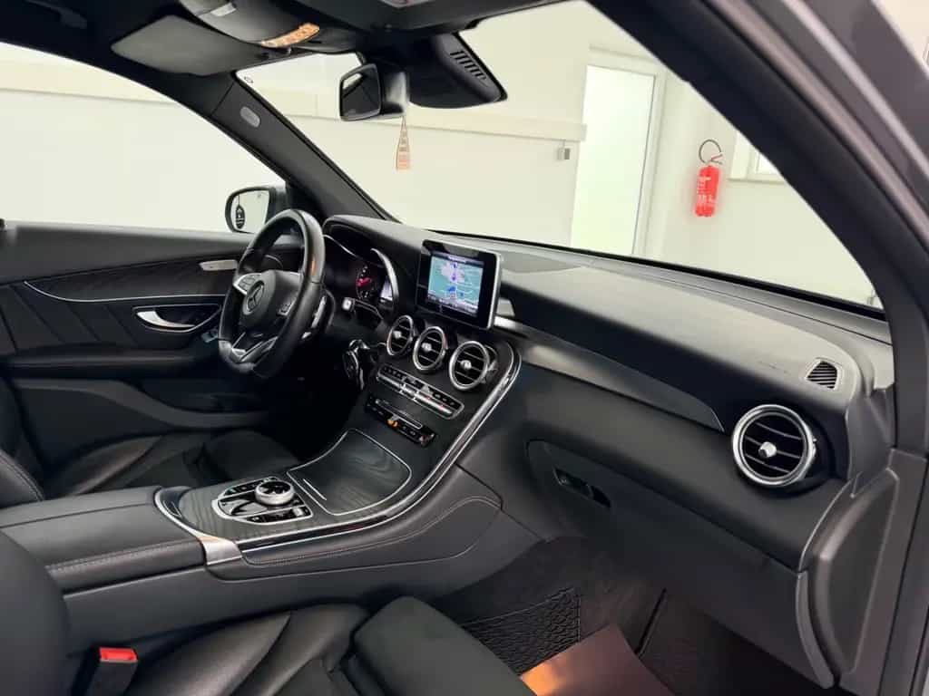 Mercedes-Benz GLC 220 d 4Matic*LED*AMG-Interieur*Alcantara* 10/2017-photo-10
