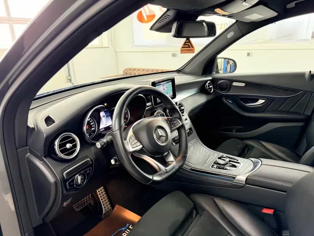 Mercedes-Benz GLC 220 d 4Matic*LED*AMG-Interieur*Alcantara* 10/2017-photo-13
