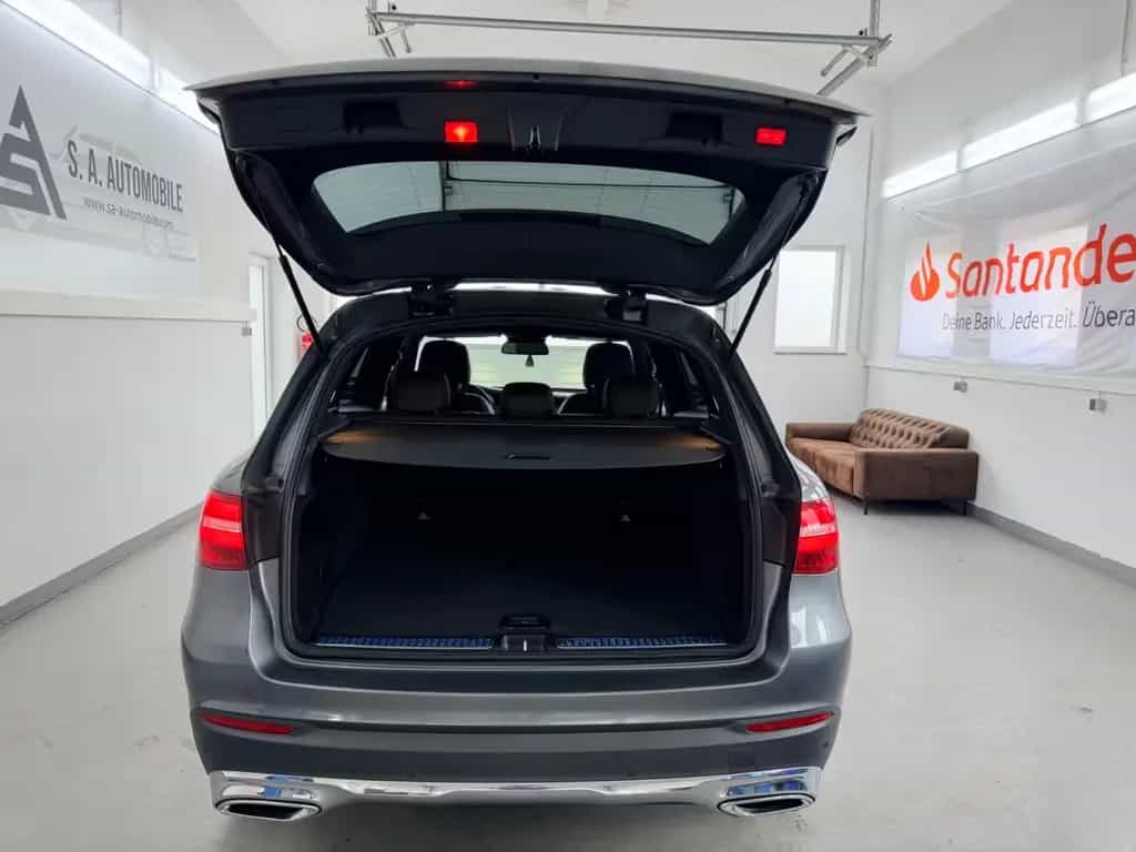 Mercedes-Benz GLC 220 d 4Matic*LED*AMG-Interieur*Alcantara* 10/2017-photo-19