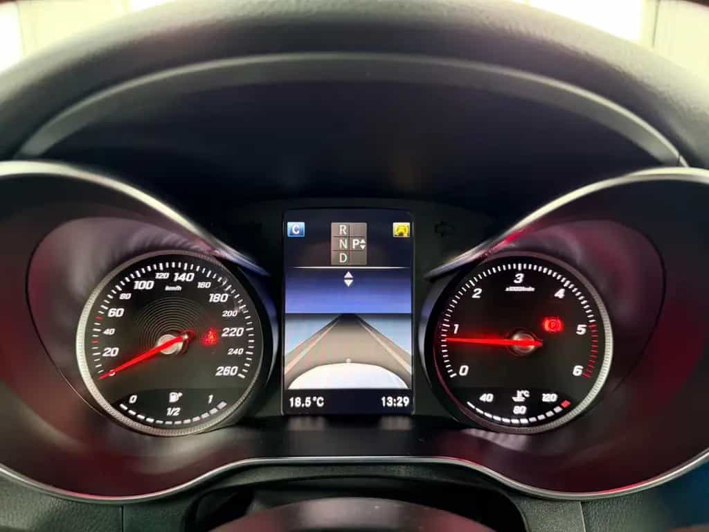 Mercedes-Benz GLC 220 d 4Matic*LED*AMG-Interieur*Alcantara* 10/2017-photo-28