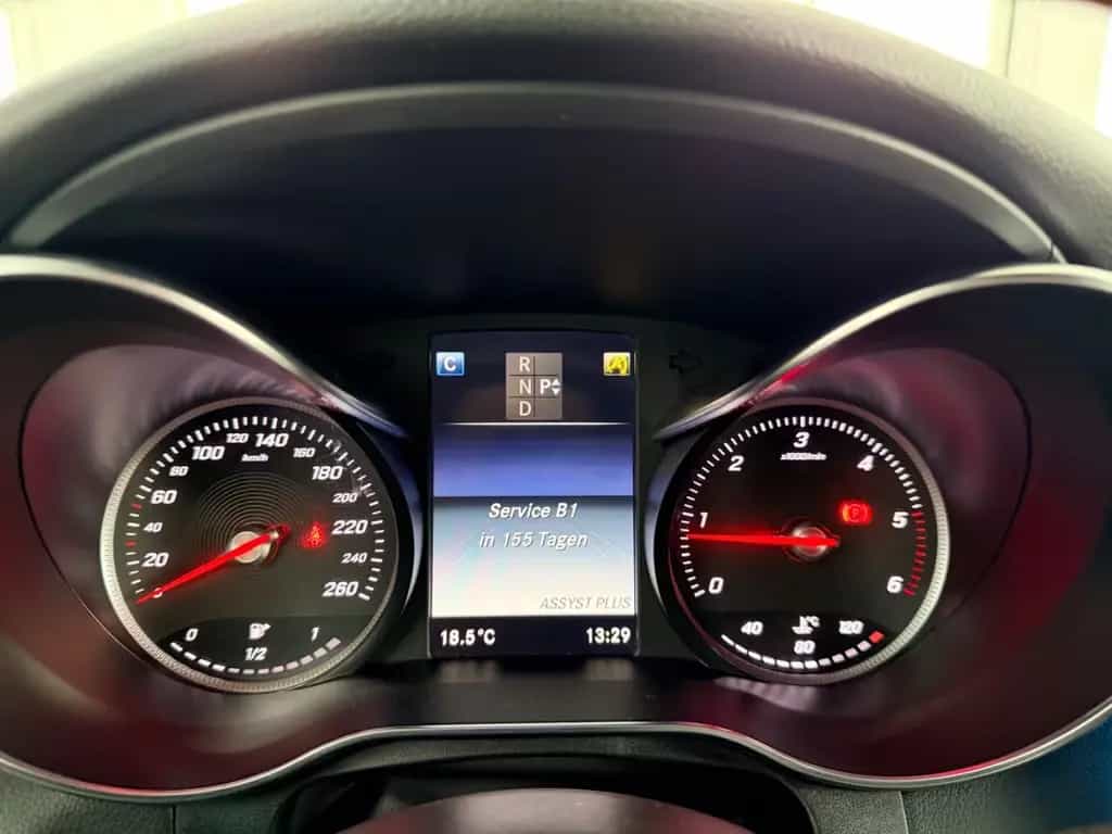 Mercedes-Benz GLC 220 d 4Matic*LED*AMG-Interieur*Alcantara* 10/2017-photo-30