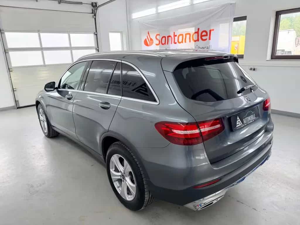 Mercedes-Benz GLC 220 d 4Matic*LED*AMG-Interieur*Alcantara* 10/2017-photo-5