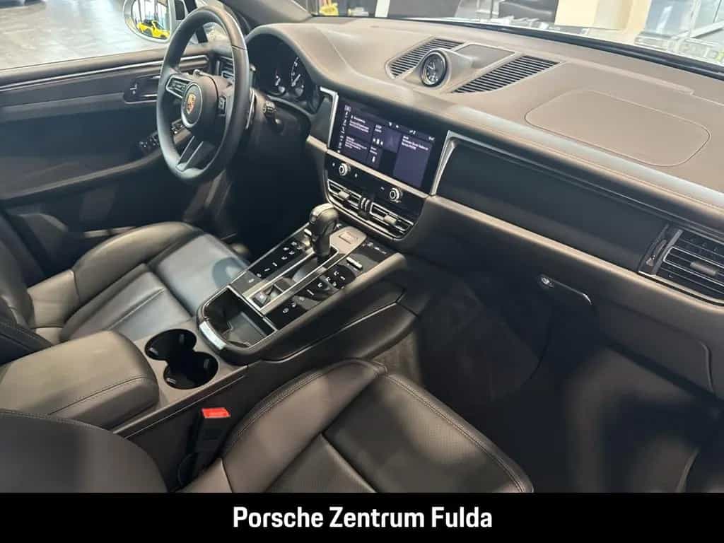 Porsche Macan Luftfederung Panoramadach PASM nur 14.9km 02/2023-photo-29