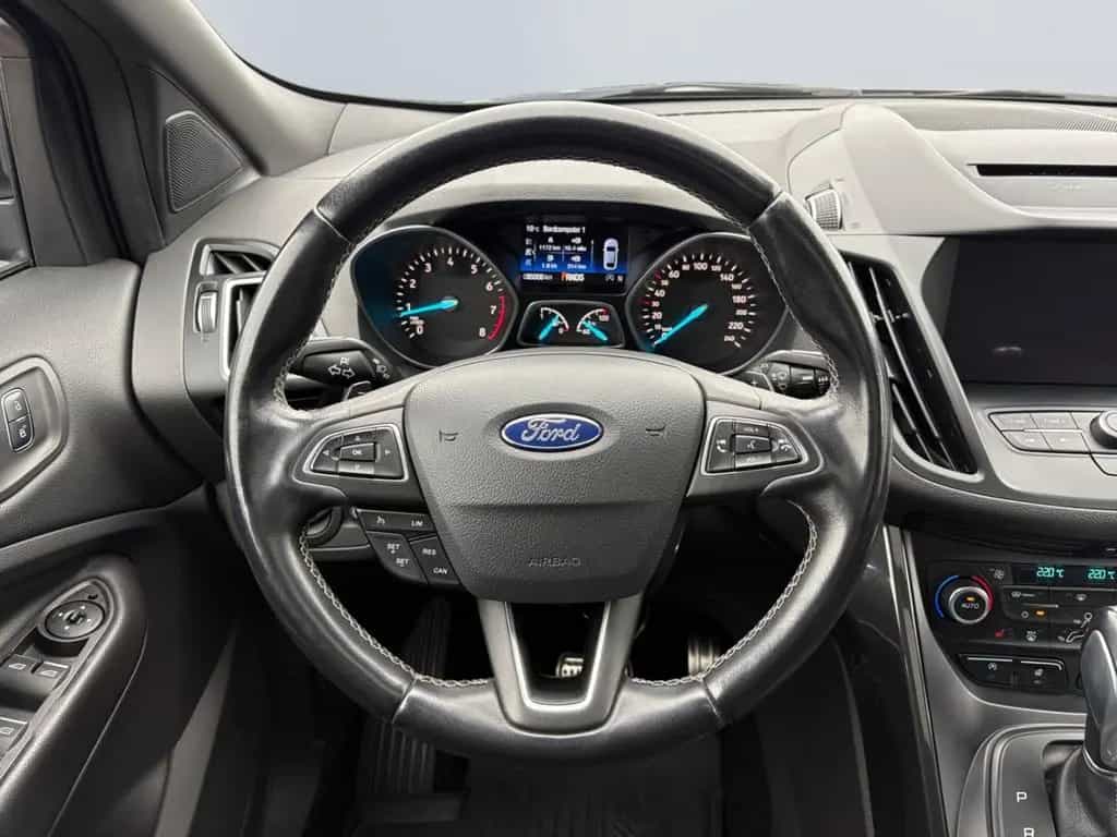 Ford Kuga 1.5 EcoB 4x4 Autom. ST-Line *Pano*AHK*CAM*S 04/2017-photo-8