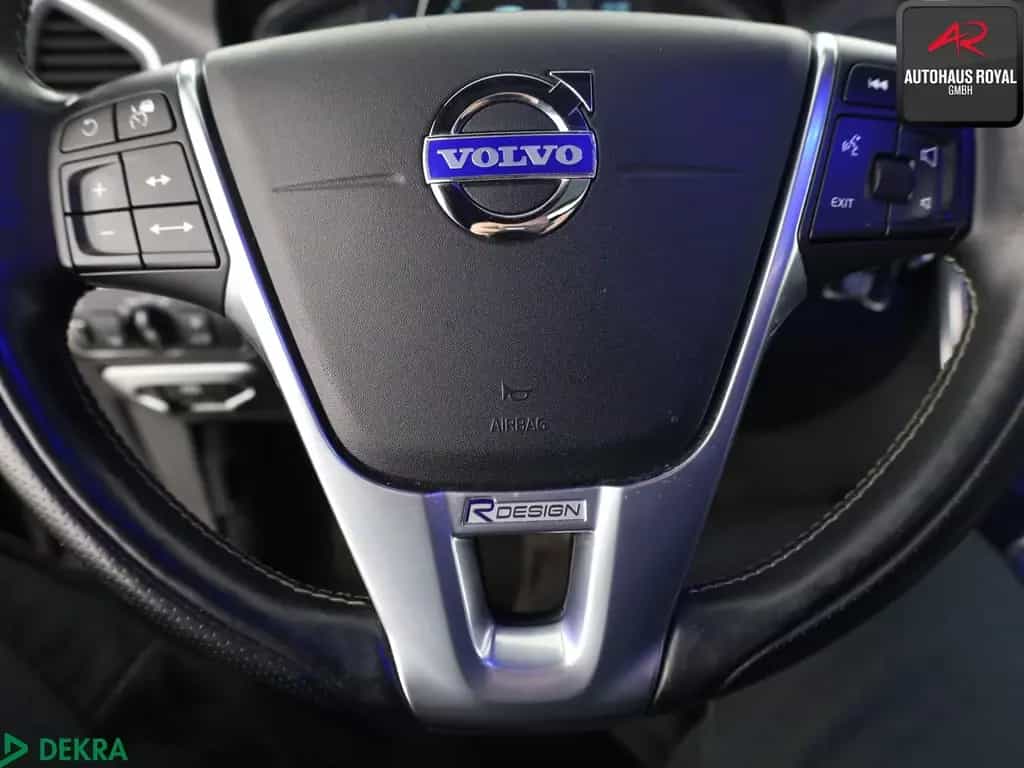 Volvo XC60 XC 60 2.0 R DESIGN PANO,HARMAN/K,KEYLESS,KAMERA 12/2013-photo-14