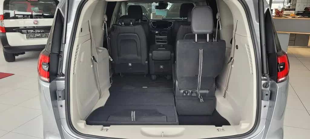 Chrysler Pacifica 3.6 L V6 Touring L 8-Sitzer 10/2022-photo-4