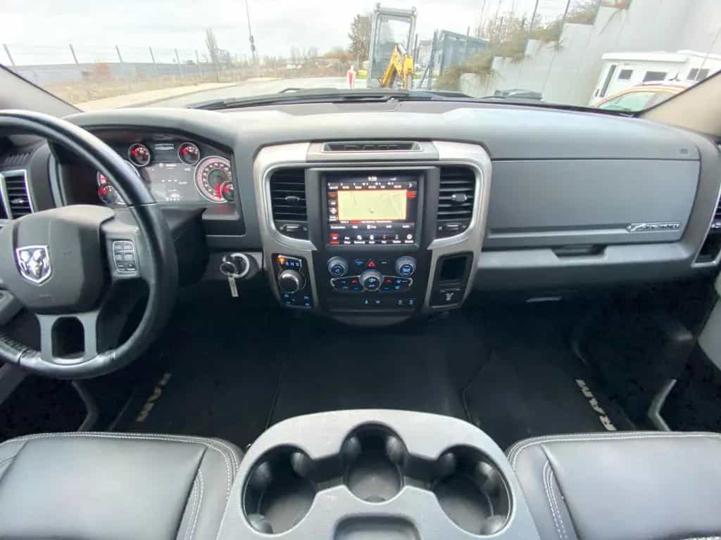 Dodge RAM 1500 mit Auflastung und Umbau für Wohnkabine 09/2019-photo-19