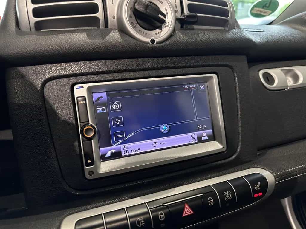 Smart ForTwo Brabus *CABRIO, NAVI, LEDER, TEMPOMAT* 10/2013-photo-33