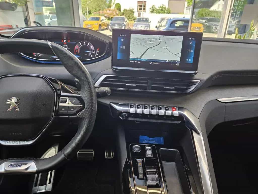 Peugeot 3008 GT 130 EAT8 Blacktone Sitzheizung 09/2023-photo-6