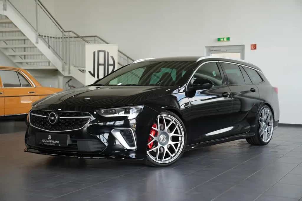 Opel Insignia B Sports Tourer GSi 4x4 *AUT*LED*KEYLEE 11/2020-photo-0