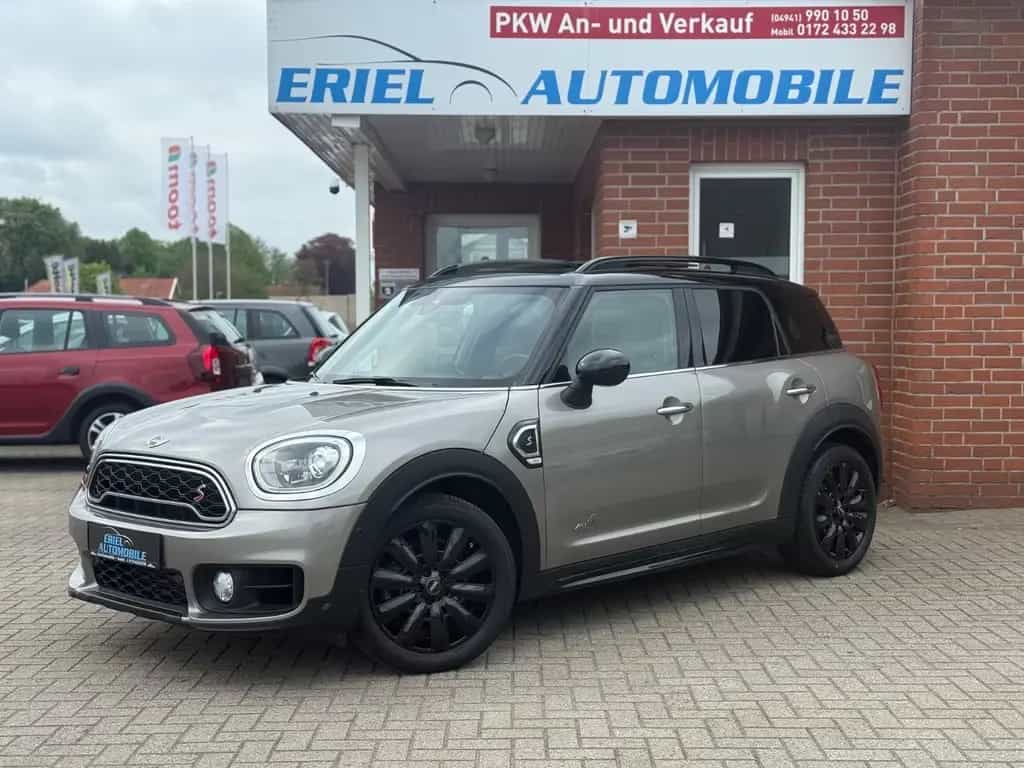 MINI Countryman S (Cooper) S ALL4 PANO/SPORT-AGA/1.H 03/2018-photo-0