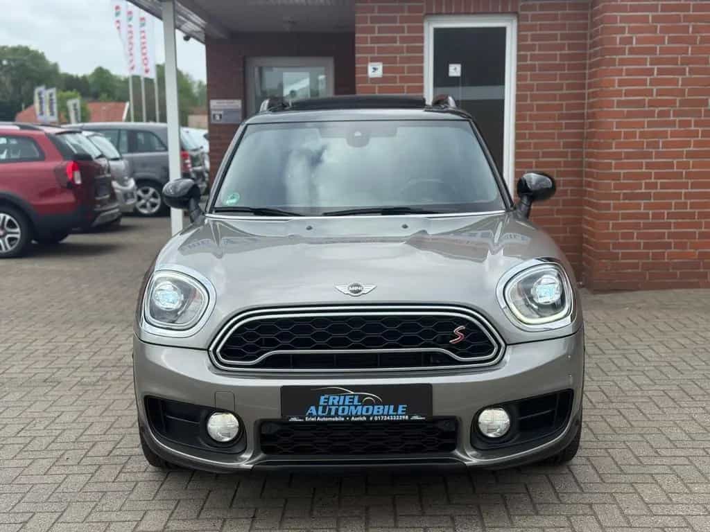 MINI Countryman S (Cooper) S ALL4 PANO/SPORT-AGA/1.H 03/2018-photo-1