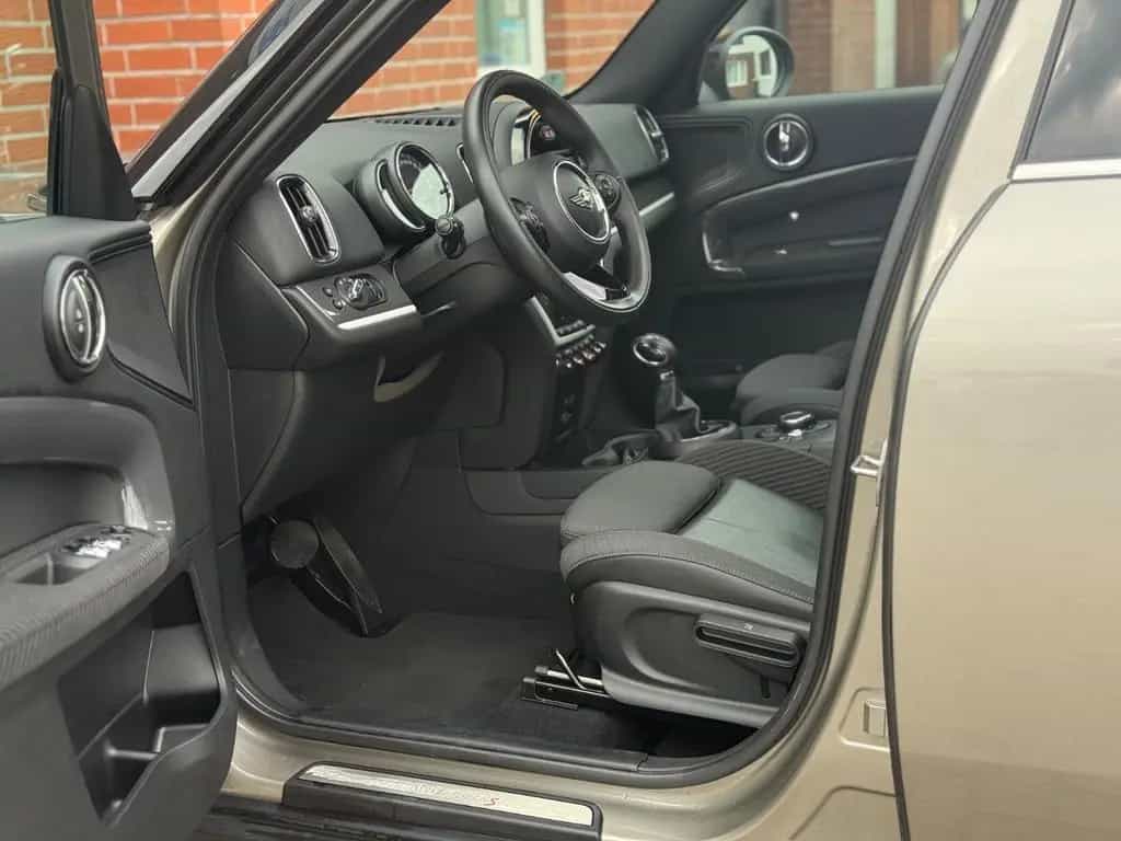 MINI Countryman S (Cooper) S ALL4 PANO/SPORT-AGA/1.H 03/2018-photo-8