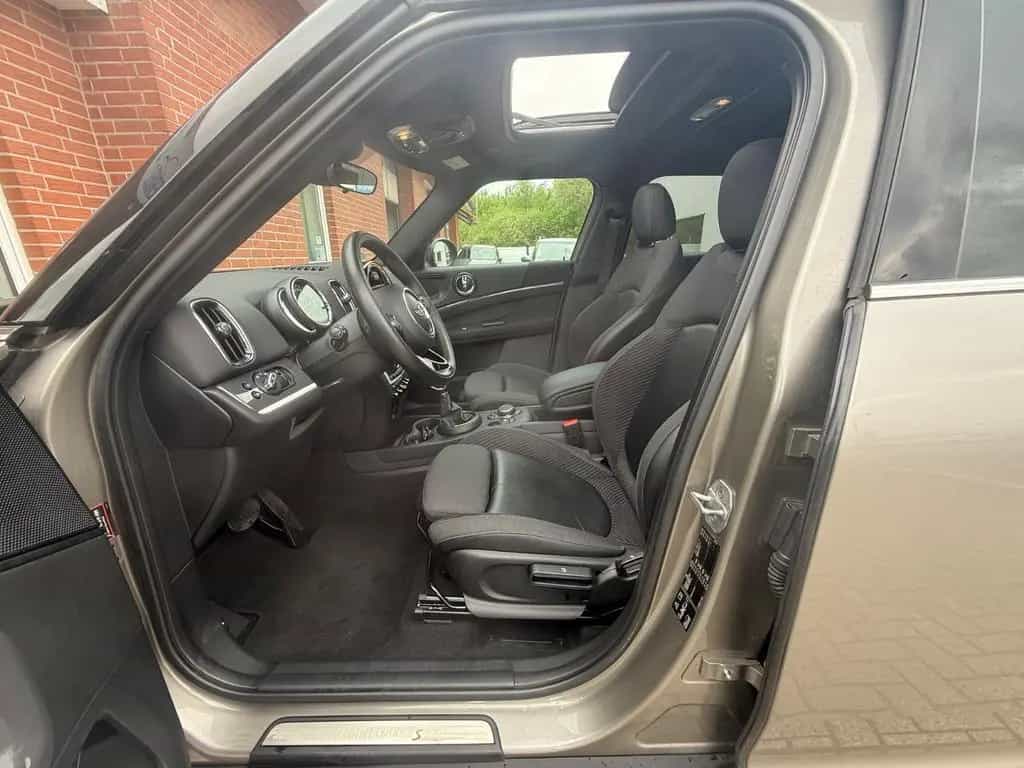 MINI Countryman S (Cooper) S ALL4 PANO/SPORT-AGA/1.H 03/2018-photo-9