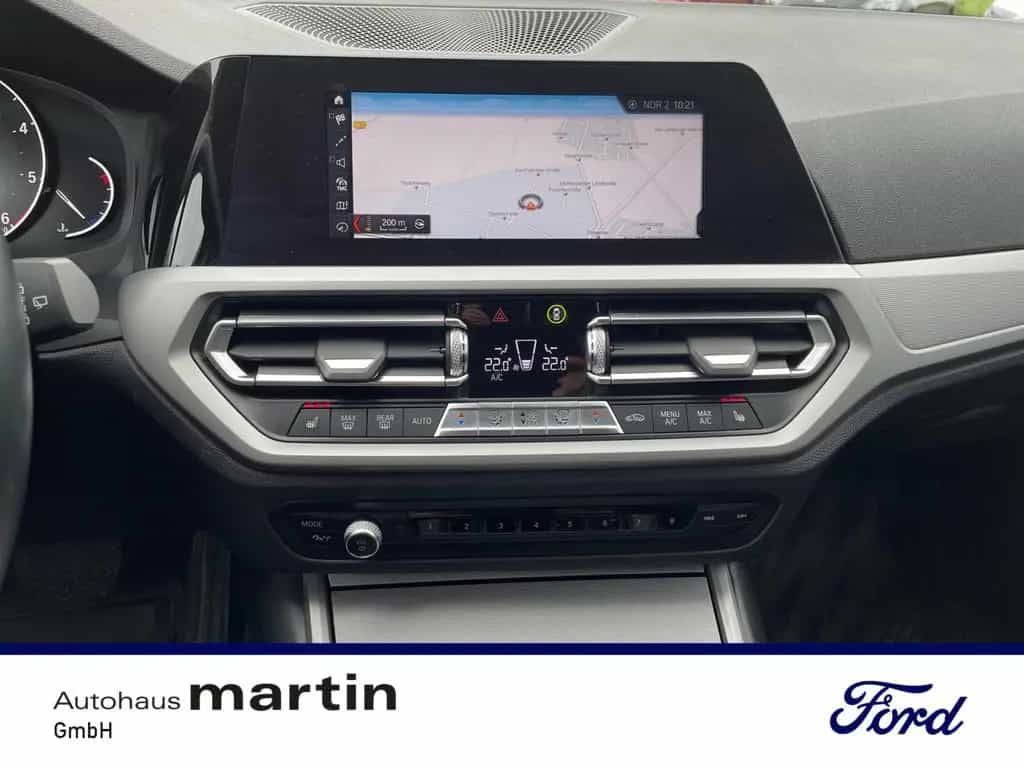 BMW 320 d xDrive Advantage PDC SHZ NAVI W-LAN LED 03/2020-photo-13