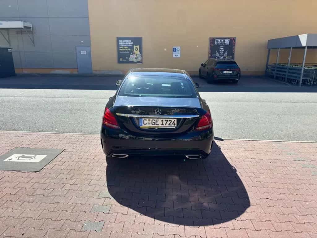 Mercedes-Benz C 250 AMG 9G - Tronic 01/2018-photo-2