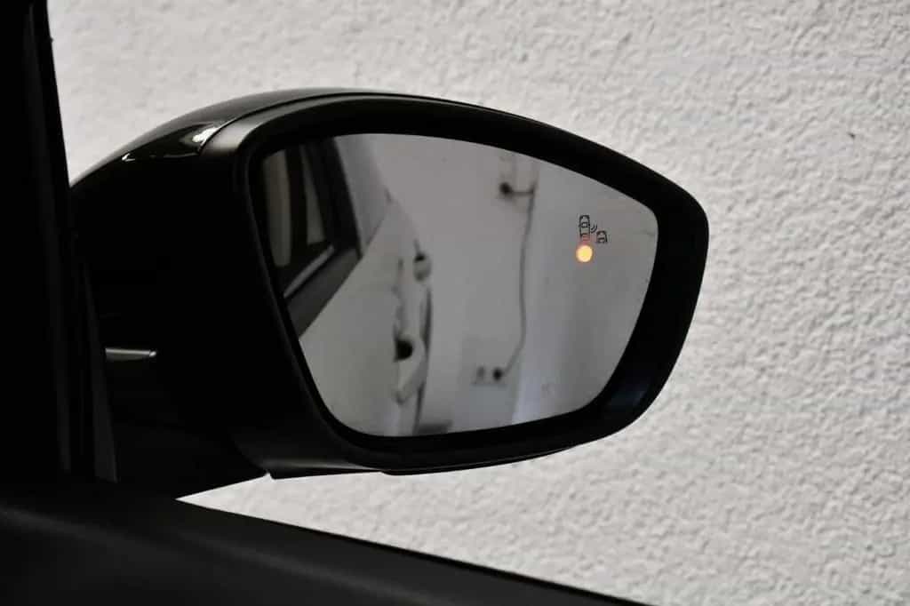 Citroën C4 Cactus Aut. APP*TW*NAV*CAM*SHZ*KEY Klima 04/2018-photo-14