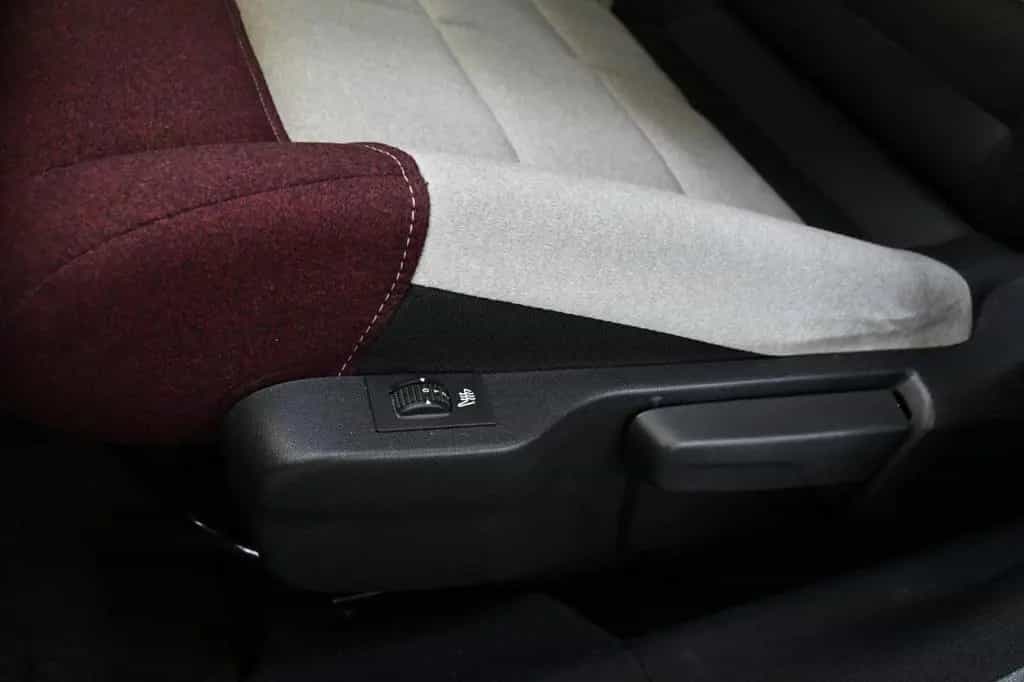 Citroën C4 Cactus Aut. APP*TW*NAV*CAM*SHZ*KEY Klima 04/2018-photo-17