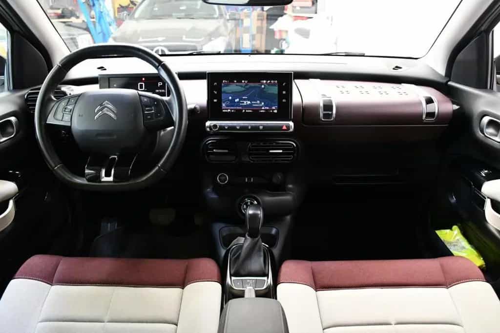 Citroën C4 Cactus Aut. APP*TW*NAV*CAM*SHZ*KEY Klima 04/2018-photo-9