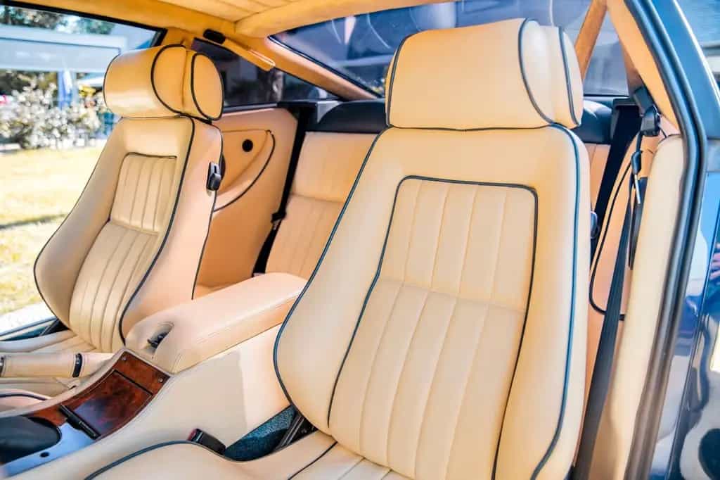 Aston Martin V8 Vantage Volante 09/1997-photo-19