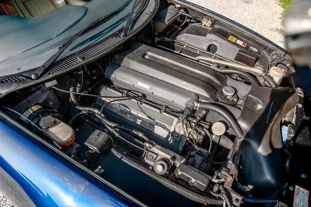Aston Martin V8 Vantage Volante 09/1997-photo-24