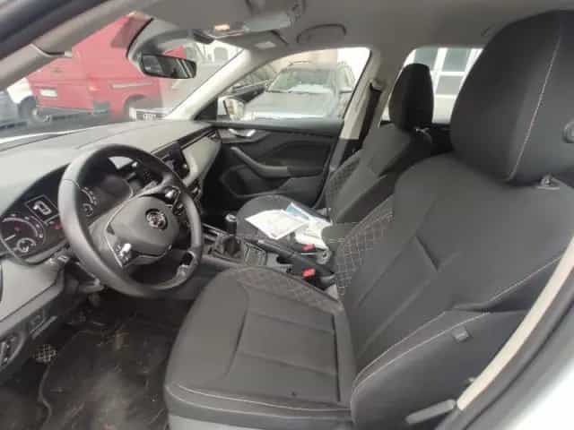 Skoda Kamiq 1.0TSi AMBITION LED/DAB+/ACC/CARPLAY/KAM. 01/2023-photo-8