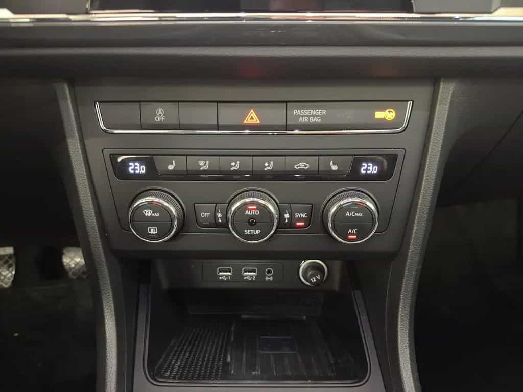 Seat Ateca 1.5 TSI Style LED+NAVI+PANO+ACC+SOUND+SHZ+ 06/2018-photo-15