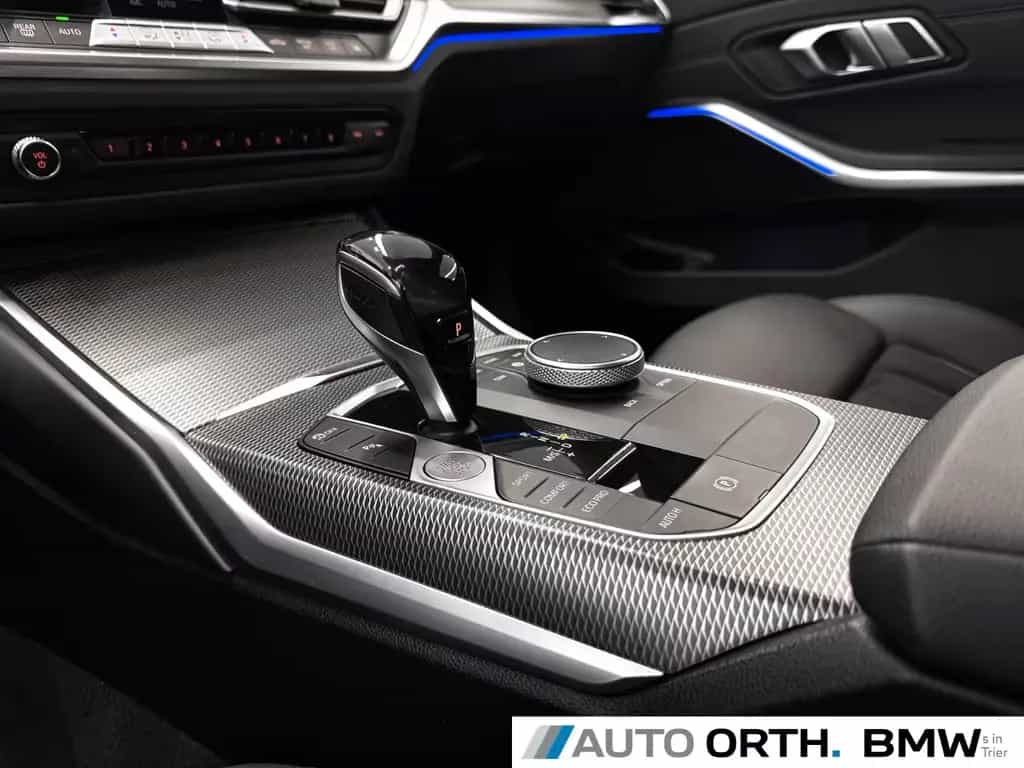 BMW 320 d Limousine AUT. M-SPORT NAVI KAMERA ACC HIFI 03/2021-photo-21