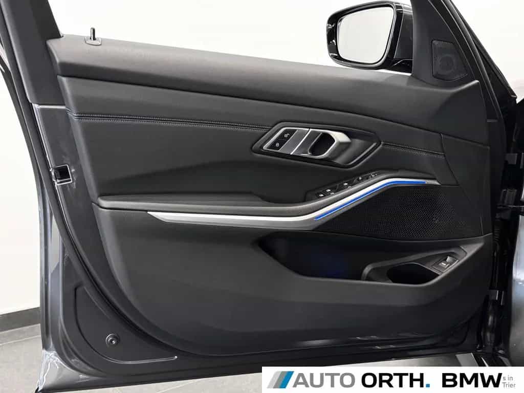 BMW 320 d Limousine AUT. M-SPORT NAVI KAMERA ACC HIFI 03/2021-photo-26