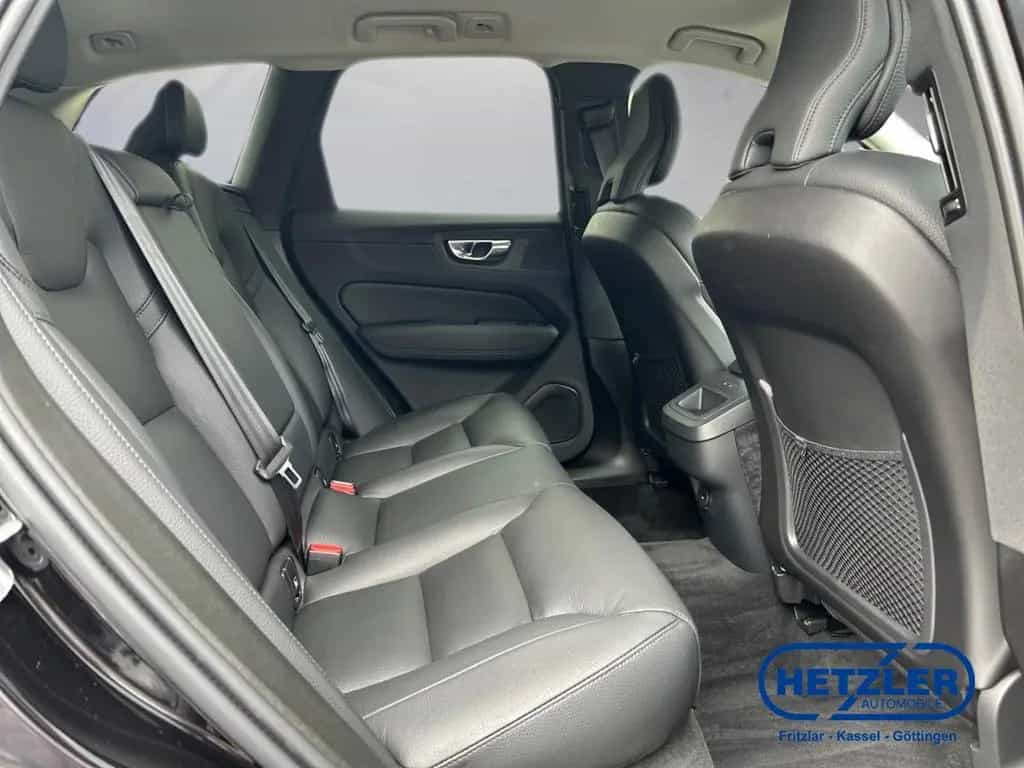 Volvo XC60 B4 PlusDark 2WD Digitales Cockpit Memory Si 03/2024-photo-12