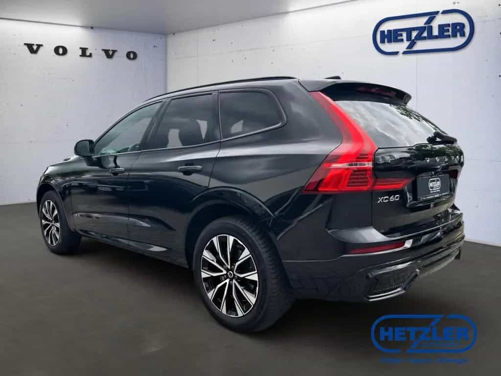 Volvo XC60 B4 PlusDark 2WD Digitales Cockpit Memory Si 03/2024-photo-3