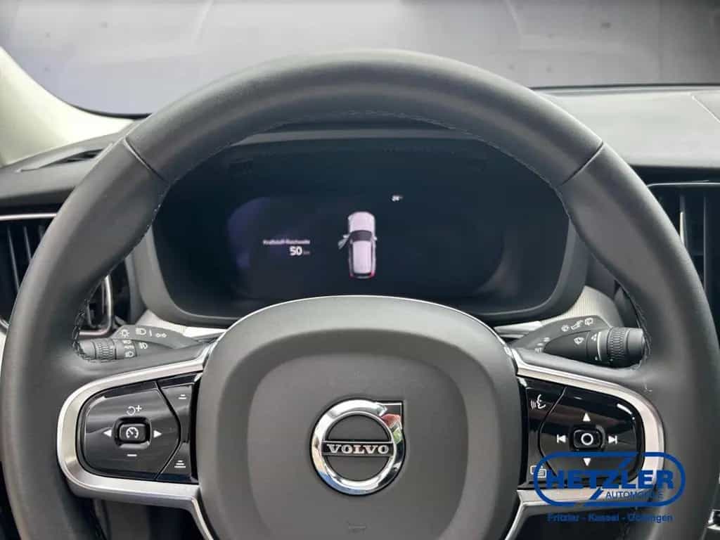 Volvo XC60 B4 PlusDark 2WD Digitales Cockpit Memory Si 03/2024-photo-7