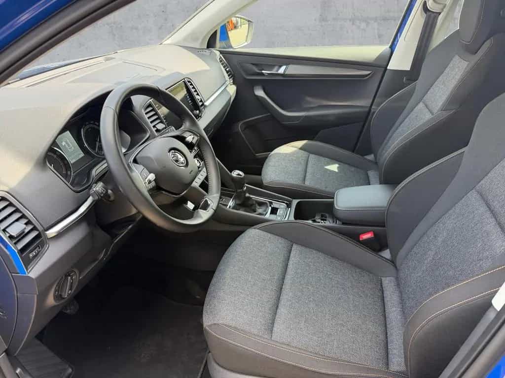 Skoda Karoq 1.0 TSI CLEVER 5JG+LED+APP+2xSHZ+GRA+DAB 08/2022-photo-11