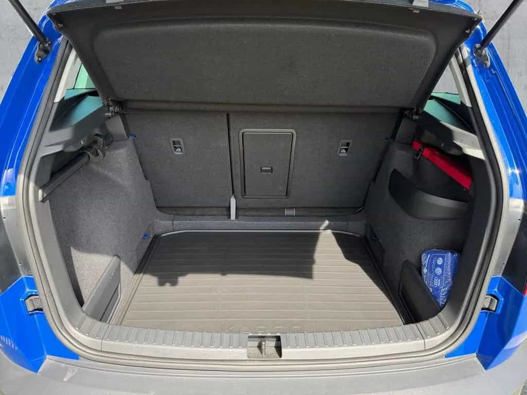 Skoda Karoq 1.0 TSI CLEVER 5JG+LED+APP+2xSHZ+GRA+DAB 08/2022-photo-13