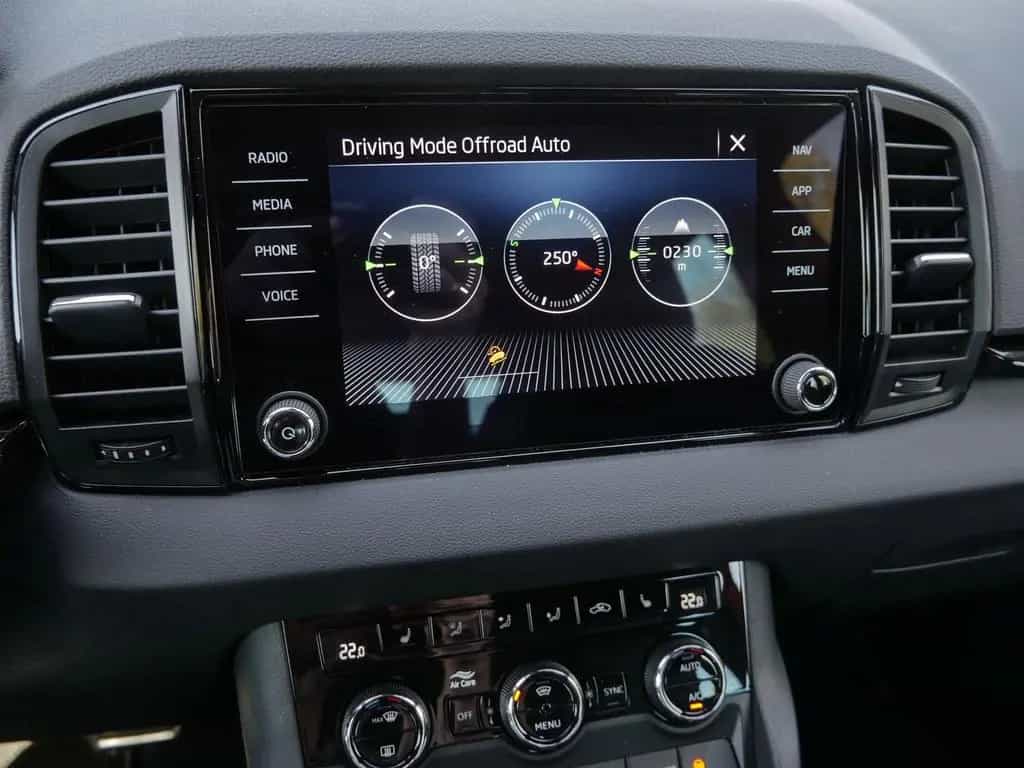 Skoda Karoq Sportline 2,0 TSI ACC|RFK|Matrix|Virtual 12/2022-photo-19