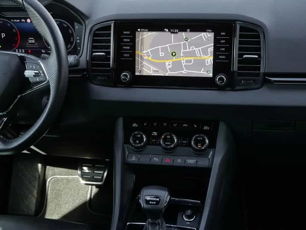 Skoda Karoq Sportline 2,0 TSI ACC|RFK|Matrix|Virtual 12/2022-photo-5