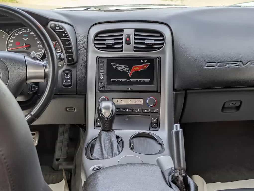 Corvette C6 6.0 V8 Targa Coupe*Xeno*RKam*Shz*Memo*HUD*TOP 05/2006-photo-16