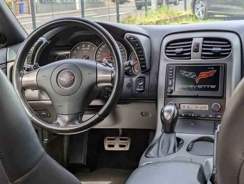 Corvette C6 6.0 V8 Targa Coupe*Xeno*RKam*Shz*Memo*HUD*TOP 05/2006-photo-17