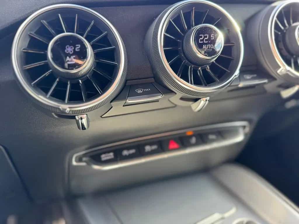 Audi Coupé TT Coupé 45 TFSI 2.0 S-Line Matrix Navi Leder 08/2019-photo-23
