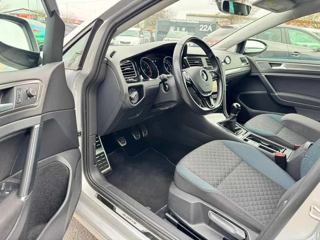 Volkswagen Golf 1.5 TSI  IQ.DRIVE Matrix ACC Navi PDC 06/2019-photo-16