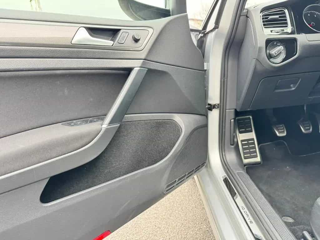 Volkswagen Golf 1.5 TSI  IQ.DRIVE Matrix ACC Navi PDC 06/2019-photo-18