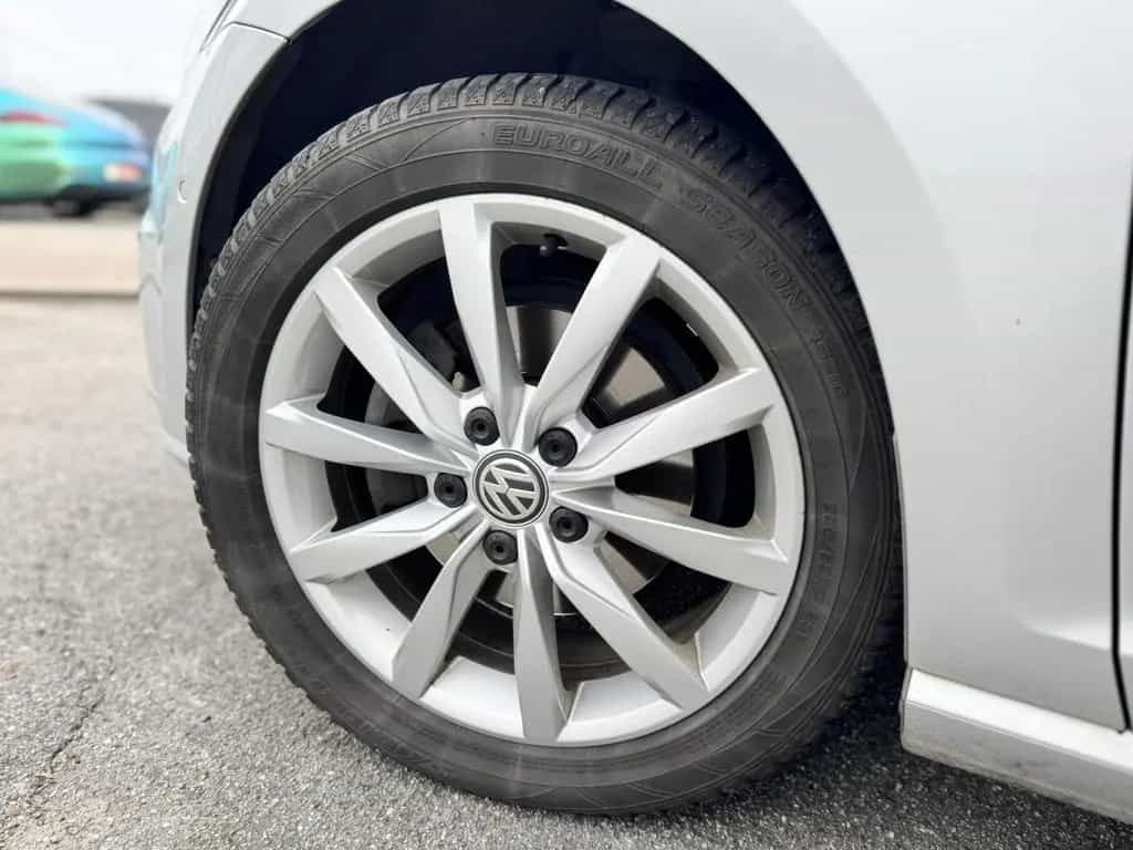 Volkswagen Golf 1.5 TSI  IQ.DRIVE Matrix ACC Navi PDC 06/2019-photo-3