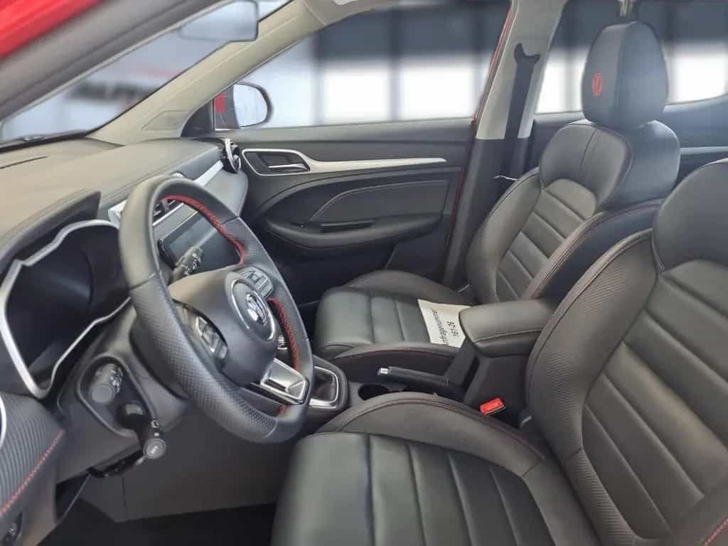 MG ZS Luxury Ganzjahresreifen Bluetooth Navi LED 03/2024-photo-11