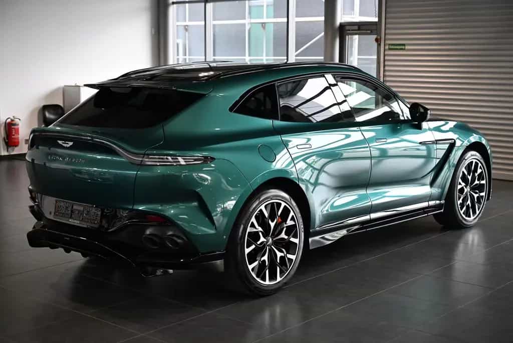 Aston Martin DBX 707 / Racing Green / Garantie 2027 / AHK 02/2024-photo-17